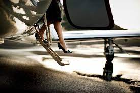 Who hires executive protection?